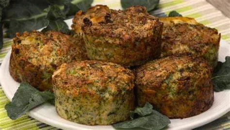 Receta vegetariana: Muffins de brócoli en microondas, cena sana y rápida Muffis de brócoli - Receta vegetariana