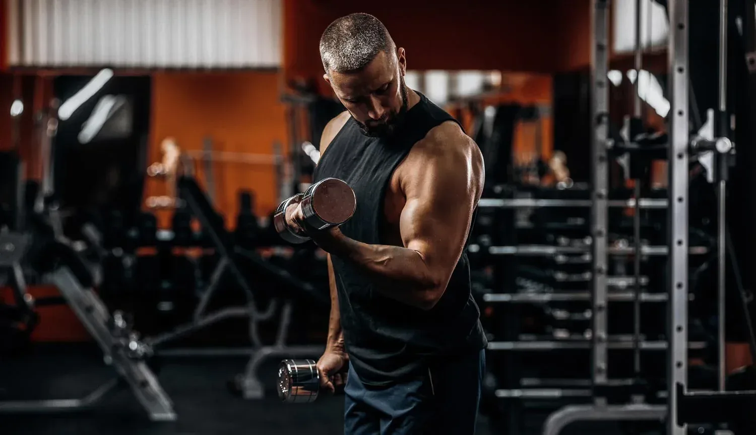 Entrena con cargas bajas para ganar masa muscular