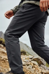 Pantalon softshell tecnico Regatta Geo para senderismo y trekking