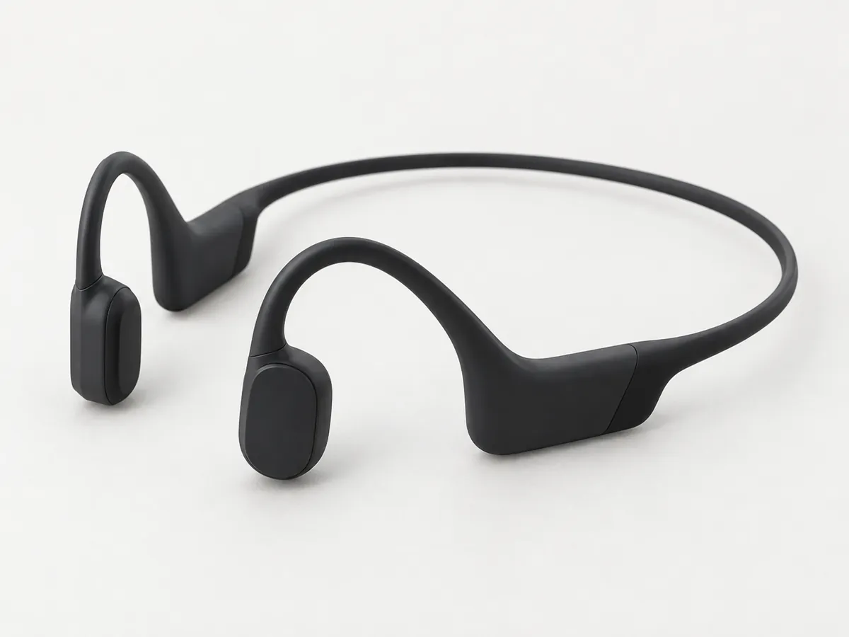 Shokz OpenRun negro auriculares de conducción ósea recreación IA