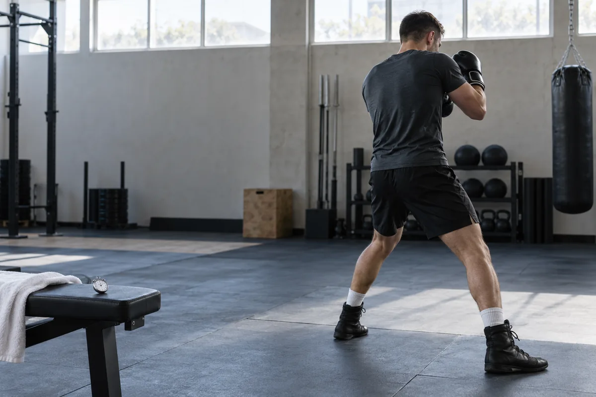 Cafeína en boxeadores: entrenamiento en gimnasio de boxeo